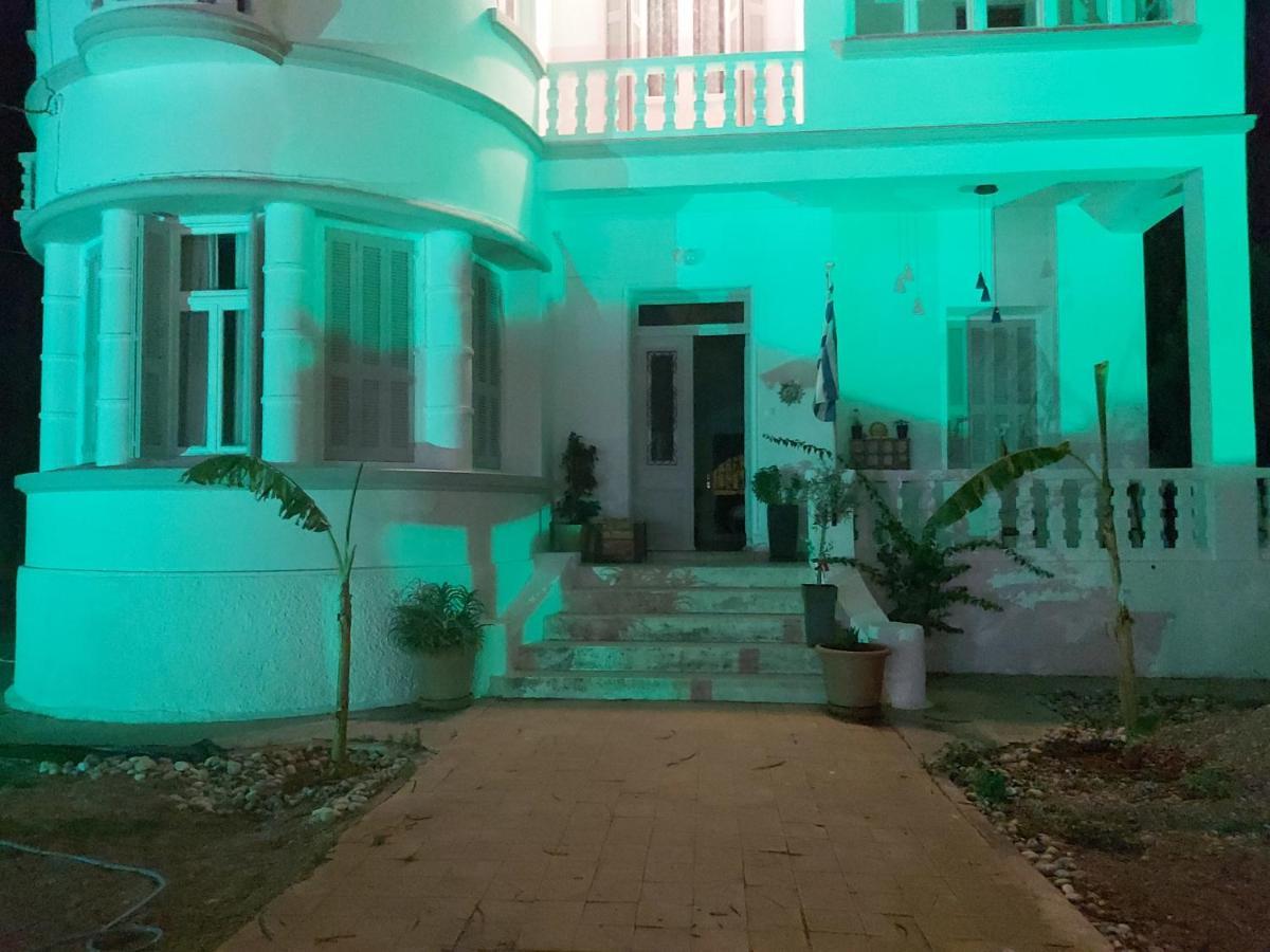 Tower Traditional Pool Villa Kremastí Exterior foto