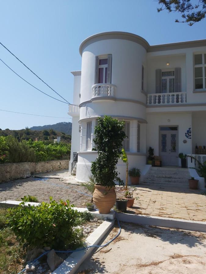 Tower Traditional Pool Villa Kremastí Exterior foto